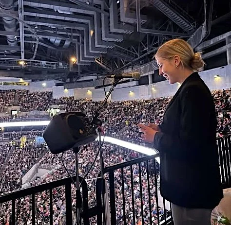  At the annual Berkshire Hathaway shareholder meeting in Omaha on May 3, 2025, 17-year-old Kansas Lohmeier asked Vice Chair Greg Abel about Berkshire Hathaway’s coal fleet and its impacts on climate change. Lohmeier, who has dealt with distress around climate change, has found that climate advocacy gives her hope on the issue. “Like-minded people, youth advocates, protests, inventions, people working together to mitigate climate change and its impacts [make me less distressed about climate change],” Lohmeier said. Provided photo. 