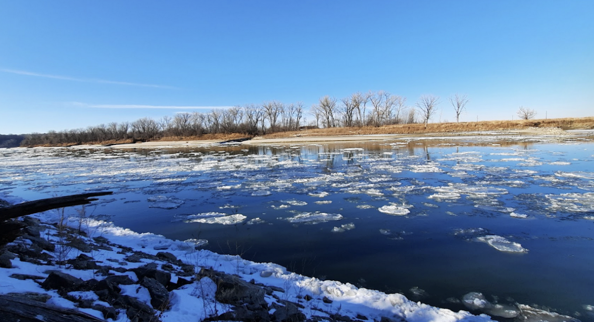 The Missouri River, winter 2022